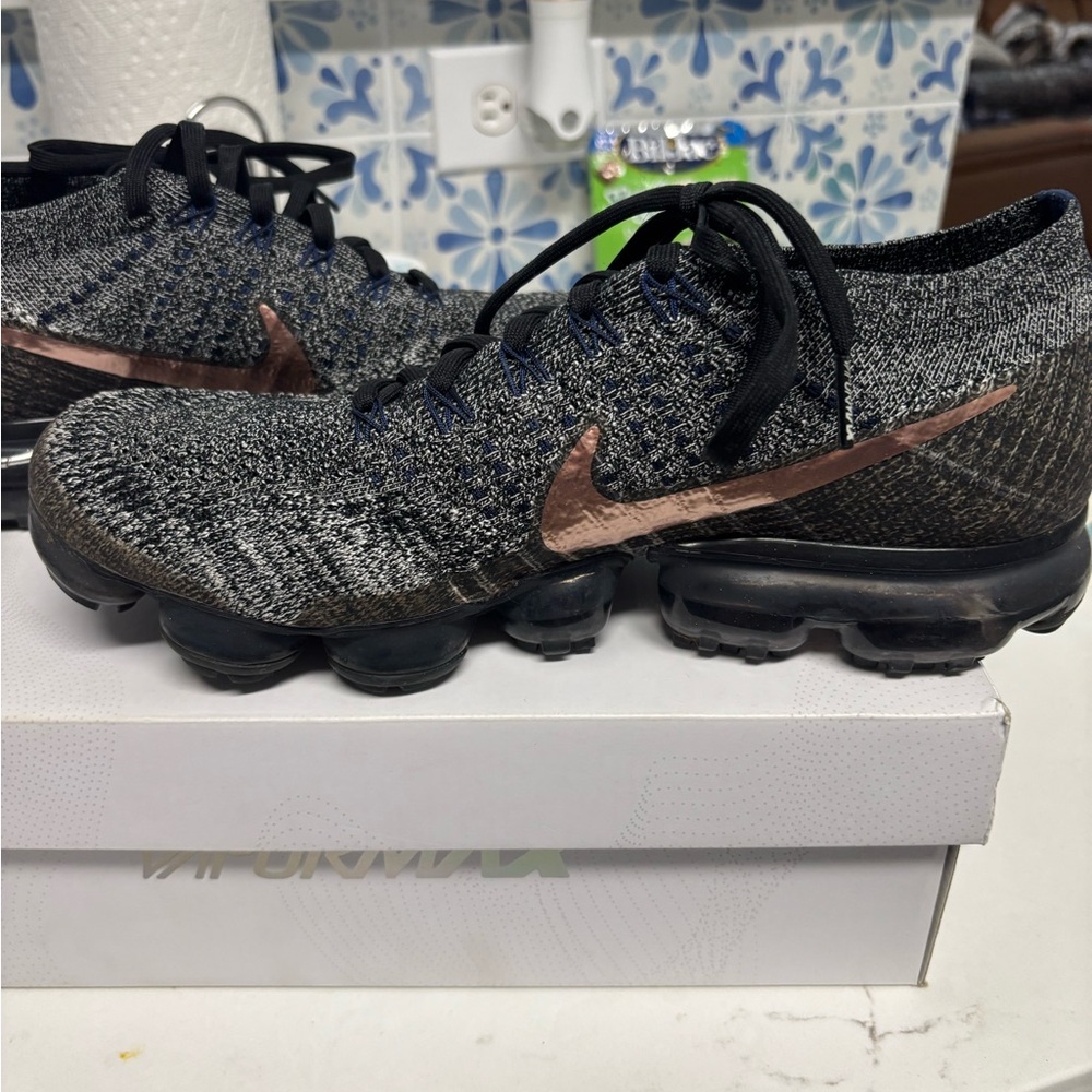 Nike Black and Bronze Athletic Shoes
